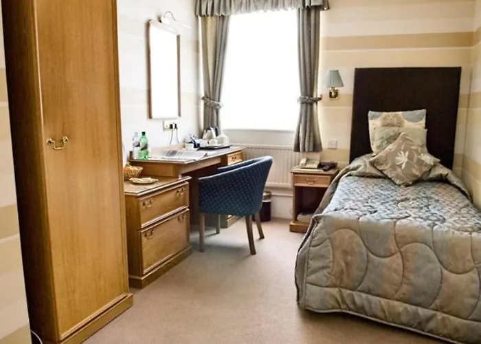 The Grove House Hotel