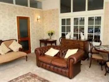 Carlton Lodge Guest House