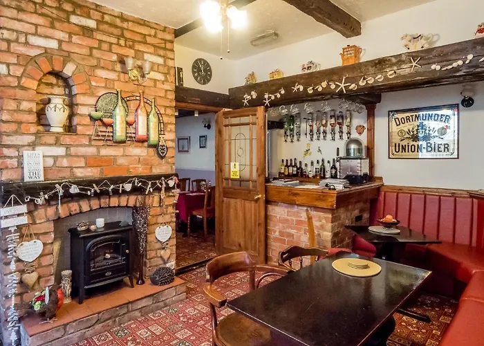 Tudor Lodge