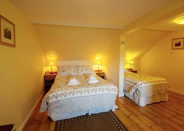 Moor End Guest House