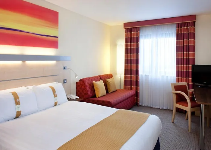 Holiday Inn Express Aberdeen - Bridge Of Don, United Kingdom