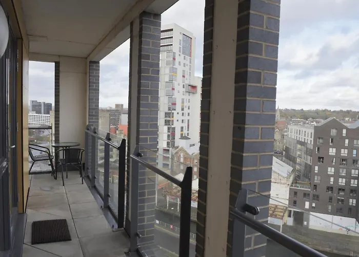 Toothbrush Apartments - Ipswich Waterfront South - Avalon Court (Adults Only), United Kingdom