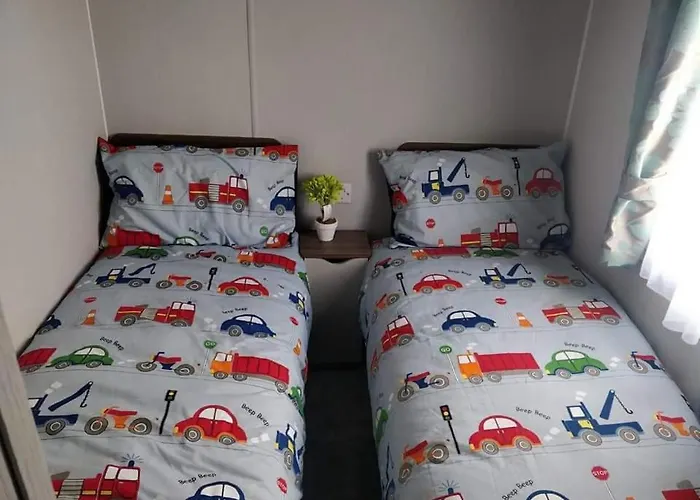 Black Rock Sands Caravan Sleeps 8