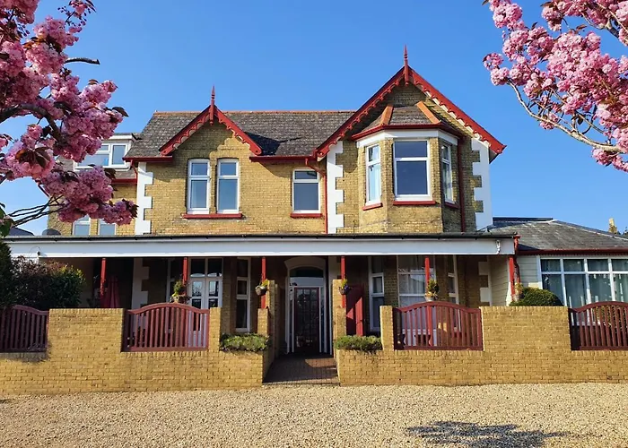 Summerhill Apartments