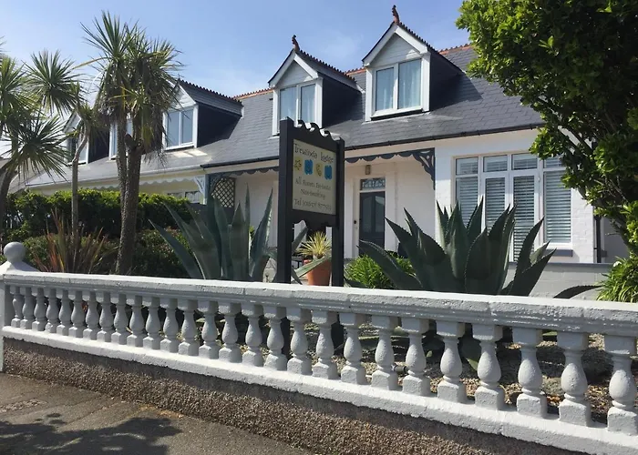 Trewinda Lodge